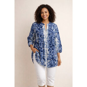 Blue Floral Tunic Blouse Women's M 3/4 Sleeve Lightweight Cotton Coastal Top